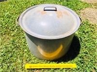 Large Gray Enamel Ware Pot with Lid