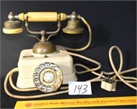 Vintage Telephone - Model DO-8 Telephone Made in