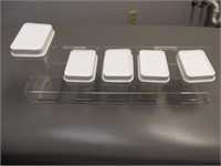 5 Plastic Container Set with Plastic Shelf