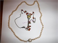 Vintage Pearls and Flower Necklace