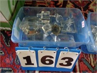 TRAY LOT--GLASS BLOCKS, PRISMS & MISC SHAPES