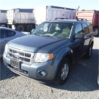 2010 FORD ESCAPE XLT SUV