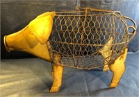 Metal & Chicken Wire Pig Basket w/Handle
