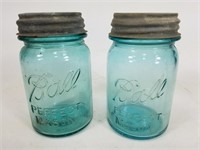 Ball perfect mason jars with metal lids