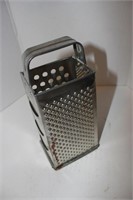 Bromwell Grater