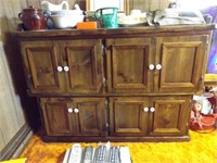 WOODEN SIDEBOARD CABINET W/ PULL-OUT BAR
