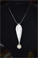 Sterling Silver Necklace w/ Pearl Pendant