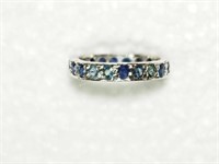 SILVER APPROX. 24 SAPPHIRES RING.