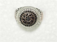 SILVER CUBIC ZIRCONIA MENS RING.