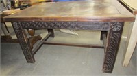 Antique Dining Table (Carved Legs)