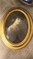 Vintage overall picture frame 25” x 19” contains