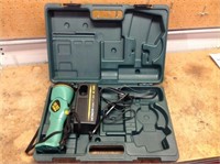 HITACHI FLASHLIGHT WITH CHARGER AND BOX (NO