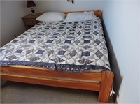 Pine Queen Size Bed