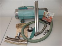 Electrolux canister vac, with 3 bags, hose &