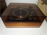 DUAL 1019 turntable plays 16 -33 - 45 - 78