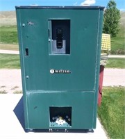 Token Golf Ball Dispenser For Driving Range