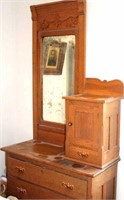 MATCHING DRESSER TO LOT 121, HAS A HAT AND