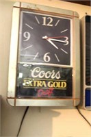 COORS EXTRA GOLD ADV CLOCK
