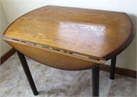 40"  DROP LEAF BREAKFAST TABLE