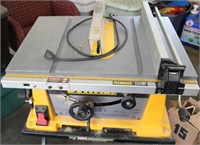 DEWALT TABLE SAW