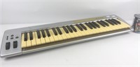 Clavier M-Audio 49-E keyboard
