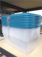 Plastic tubs with lids