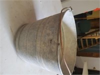 ANTIQUE BUCKET