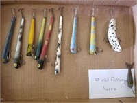 10 OLD FISHING LURES