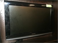 Toshiba 18" Flat Screen TV With Mount