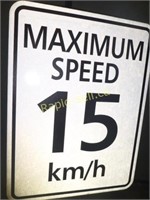 Maximum Speed 15 Km/H Sign