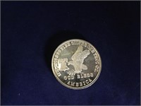 Bicentennial silver round