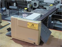 Duplo DF-520 Bench Top Folder