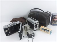 1 caméra Kodak M24 Instamatic avec sa sacoche +