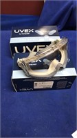 2 pairs uvex Safety goggles