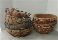 Lot of assorted Wire hanging garden baskets