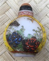Yellow Floral Snuff Bottle