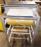 Heat Sealing Wrapper Machine Model 104-A