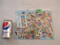Lot de 500 timbres du Monde entier