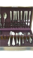 Stainless flatware in fitted box