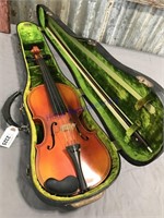Fiddle in case w/ bow