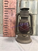 Dietz kerosene lamp, red shade