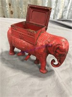 Stevens Noelty Co elephant cigarett dispenser