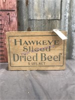 Hawkeye Sliced Dried Beef, 5 lbs wood box