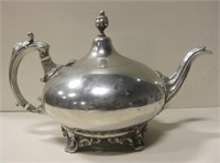 Vintage Silver Plated Tea/Coffee Pot w/ Finial Lid