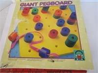 Vintage Discovery Toys Giant Pegboard game