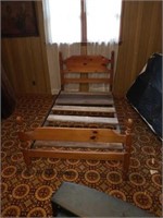 Twin pine bed