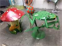 metal frog & mushroom