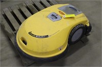 Friendly Robotics RL 500 Mower w/Battery