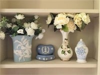 4 pc. Shelf Lot, Vases and Wedgwood