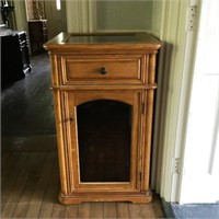 Twin Star Wine / Beverage Cooler in Oak Case